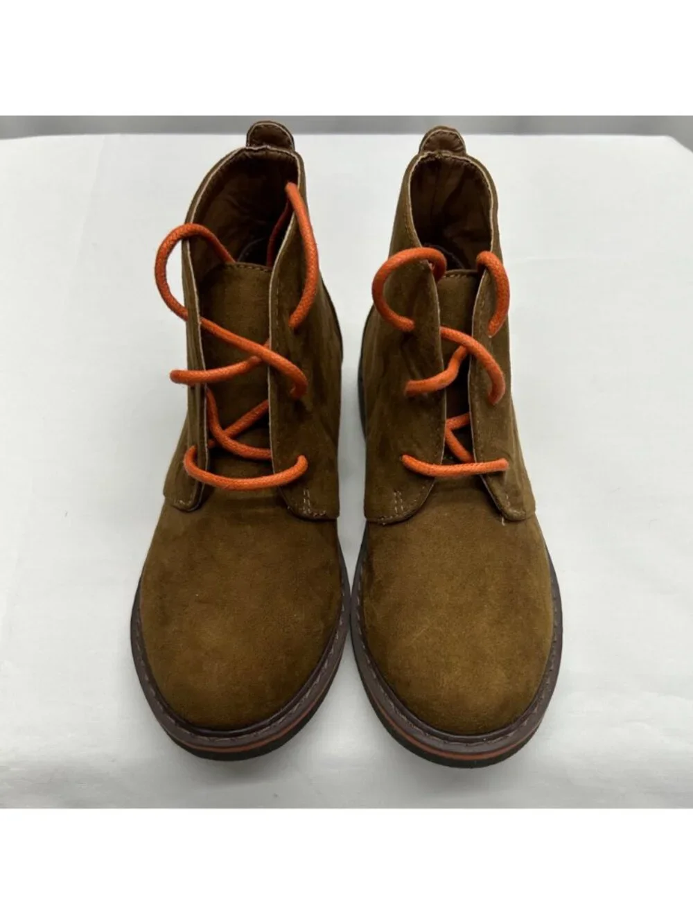 Cole Haan Lil Carlton Tan Suede Chukka Boots With Orange Laces Size 9 Youth